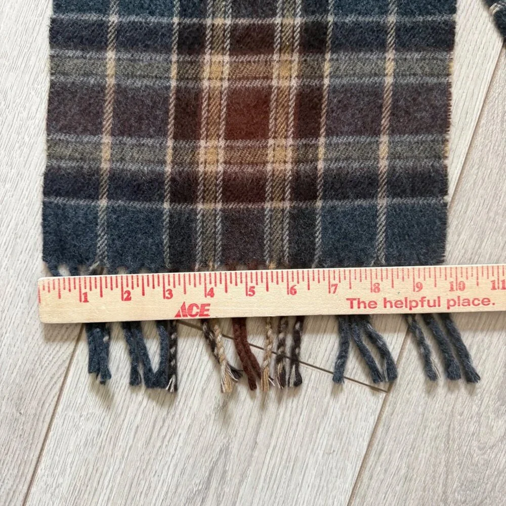 CHAPS Men's Wrap Scarf Gray Plaid Check Fringe Acrylic Super Soft Made In Italy